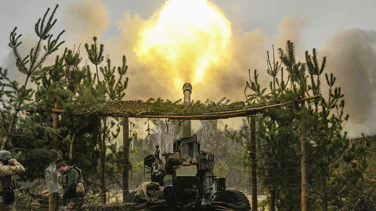 Ukraine artillery