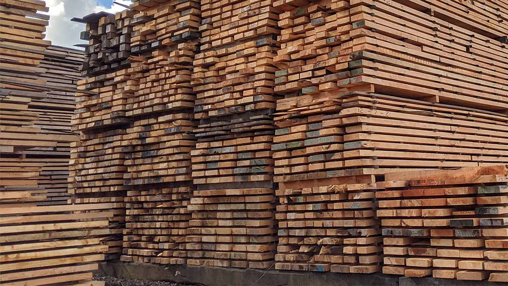 sawn timber stack