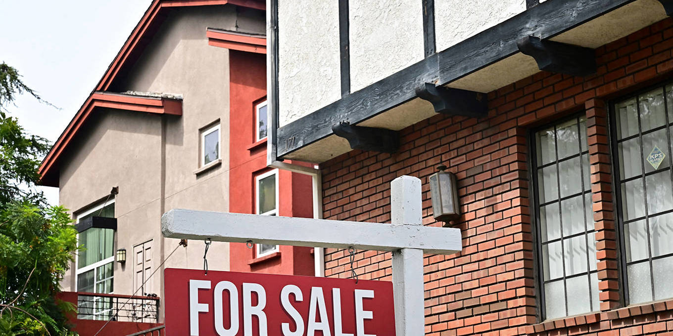 Housing market pendulum swung further in buyers' favour in June