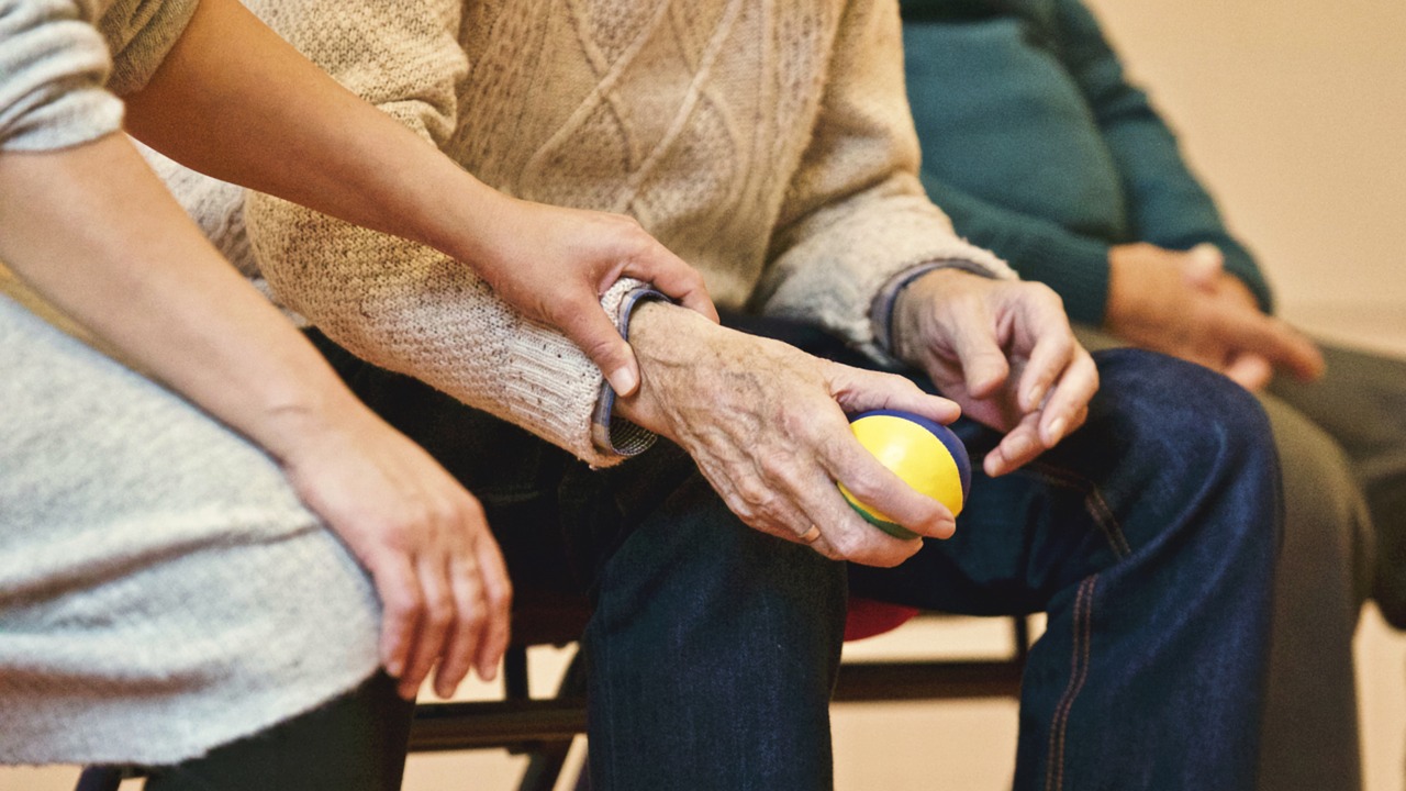 National promises more social housing for seniors, expanding granny flat and tiny home rules