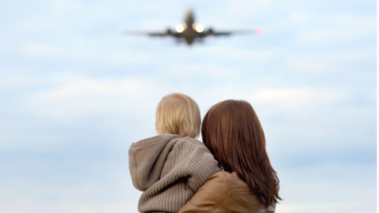 plane spotting with children