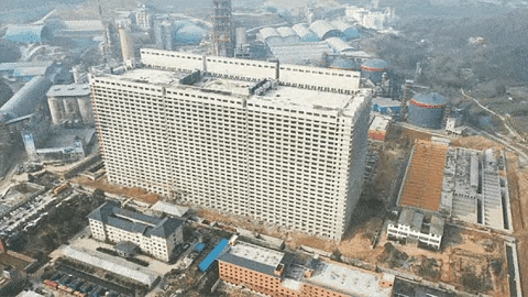 A mega Chinese ‘hog hotel’ in Ezhou, Hubei province