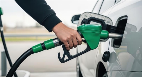 petrol pump refill